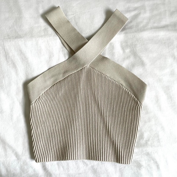 Aritzia Sculpt Knit Criss Cross Tank - Picture 3 of 3